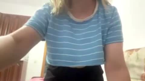 Snapshot of kathrinekiening chatting on July 20, 2026, 8:00 pm Jessie online show from July 20, 2026, 8:00 pm