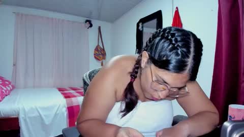 Snapshot of kathya_rabbit chatting on October 16, 2025, 2:56 am Kathye online show from October 16, 2025, 2:56 am