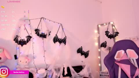 Katherine online show from October 19, 2025, 1:23 pm