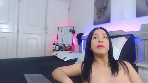 Snapshot of kati26andres chatting on February 15, 2025, 7:27 am Katiuska online show from February 15, 2025, 7:27 am