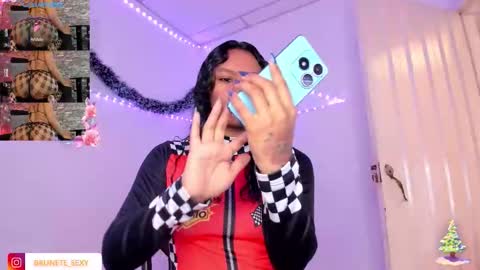 Katia online show from February 2, 2026, 1:54 pm