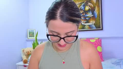 Khaterine online show from September 23, 2025, 11:57 am