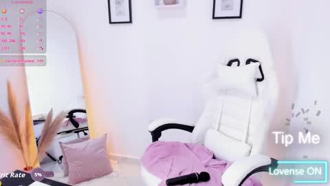 Katia online show from November 19, 2025, 10:54 pm