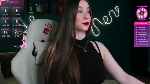 Katie online show from October 20, 2025, 2:01 am