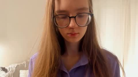 Scarlett online show from October 31, 2025, 8:48 am