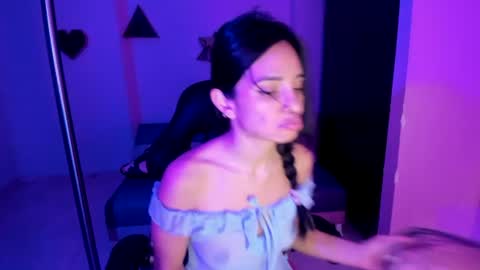 Snapshot of katiuska_doll_squirt chatting on June 28, 2026, 12:22 pm katiuska_doll_squirt online show from June 28, 2026, 12:22 pm