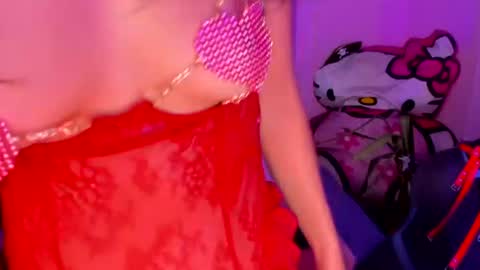 Snapshot of katiuska_doll_squirt chatting on July 2, 2026, 12:11 pm katiuska_doll_squirt online show from July 2, 2026, 12:11 pm