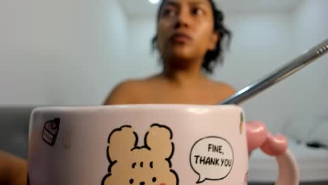 Follow me on instagram and twitter as correaktnees online show from September 16, 2025, 6:47 am