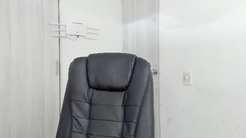 Snapshot of katrhin_66 chatting on June 17, 2026, 2:29 pm Kathrin online show from June 17, 2026, 2:29 pm