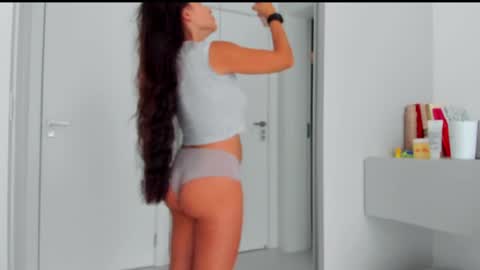 Katrin online show from April 6, 2026, 5:03 pm