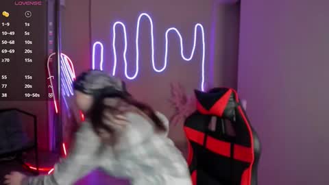 katrineevvans online show from March 1, 2026, 8:16 am