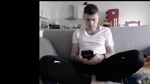 demyx online show from November 2, 2025, 11:45 am