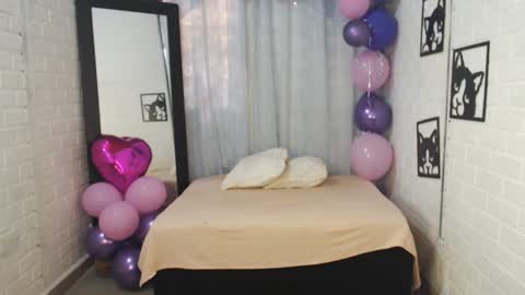 kattia online show from February 6, 2025, 7:40 pm