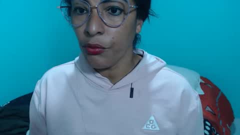 KattleyaGrey online show from February 19, 2026, 7:21 pm