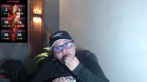 Snapshot of katty_findom_ chatting on October 8, 2025, 12:25 pm katty online show from October 8, 2025, 12:25 pm