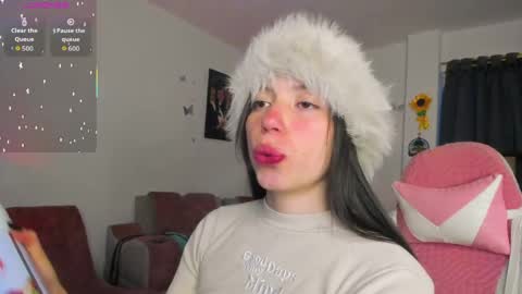 Katty  online show from March 31, 2026, 11:05 pm