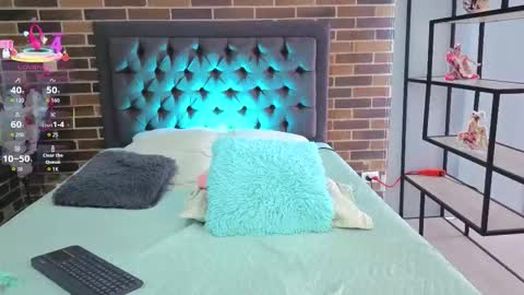 kattypaez online show from November 25, 2025, 6:19 pm