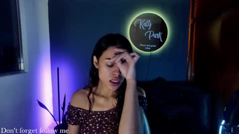 Hello Katty lovers  online show from February 24, 2025, 1:35 am