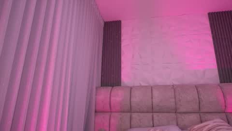 Katy online show from March 25, 2026, 12:00 pm