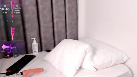 Katherin online show from January 21, 2025, 6:11 am