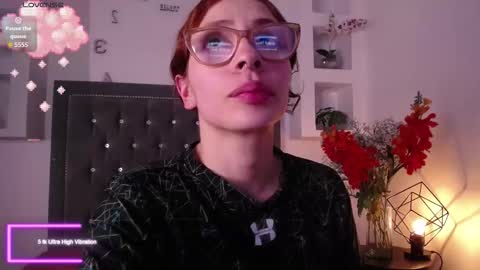 Katy Van online show from December 14, 2025, 9:03 am