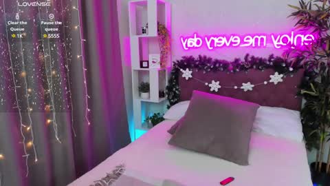 Kate online show from January 5, 2025, 5:09 am