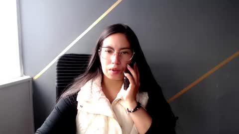 KATY online show from January 8, 2025, 3:39 pm