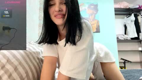 Katy online show from October 24, 2025, 9:06 am
