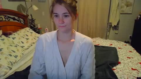 Snapshot of katynowhere chatting on December 31, 2024, 1:57 am Katy online show from December 31, 2024, 1:57 am