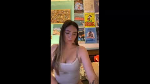 Snapshot of kaybabyx4 chatting on April 11, 2026, 1:10 am Kay online show from April 11, 2026, 1:10 am