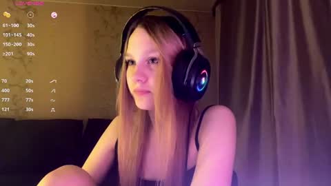 Snapshot of kayceefroehner chatting on June 28, 2026, 6:03 pm Amia online show from June 28, 2026, 6:03 pm