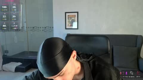 Snapshot of kaydendrew chatting on May 25, 2026, 4:29 am KaydenDrew online show from May 25, 2026, 4:29 am
