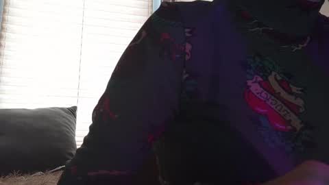 Kayla online show from September 22, 2025, 12:07 pm