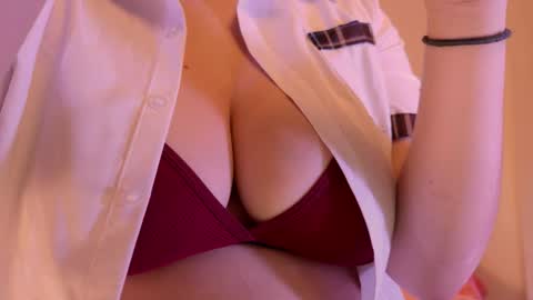 Snapshot of kaylacollins1 chatting on February 18, 2026, 4:19 am Kayla online show from February 18, 2026, 4:19 am