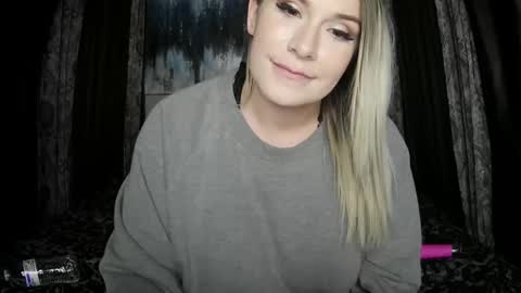 Kaylee 3 online show from January 24, 2025, 8:13 am