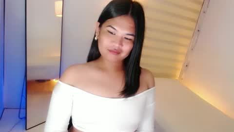 Snapshot of kayleepinay chatting on February 9, 2025, 4:46 am Y O U R F U T U R E K A Y L E E online show from February 9, 2025, 4:46 am