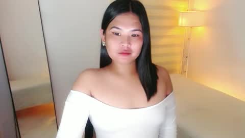Snapshot of kayleepinay chatting on February 18, 2025, 1:33 pm Y O U R F U T U R E K A Y L E E online show from February 18, 2025, 1:33 pm