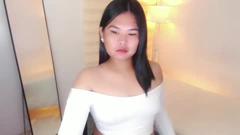 Snapshot of kayleepinay chatting on February 25, 2025, 7:09 am Y O U R F U T U R E K A Y L E E online show from February 25, 2025, 7:09 am