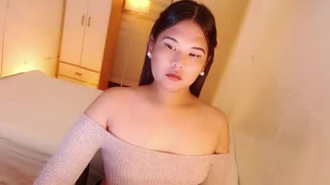 Snapshot of kayleepinay chatting on September 15, 2025, 8:31 pm Y O U R F U T U R E K A Y L E E online show from September 15, 2025, 8:31 pm