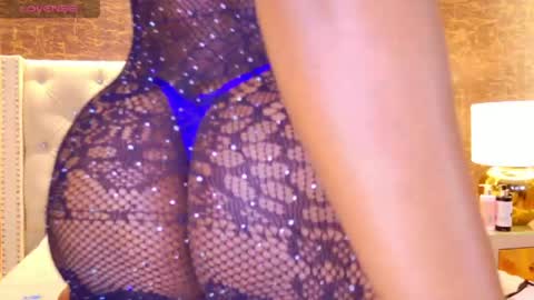 Snapshot of kaylie_mitchel chatting on May 27, 2026, 11:13 pm KAYLIE online show from May 27, 2026, 11:13 pm