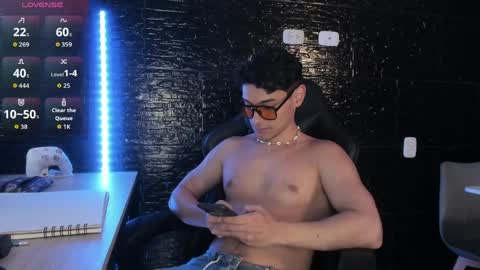 Kayn online show from April 6, 2026, 8:54 pm