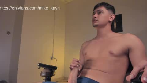 Snapshot of kayn_morningstar chatting on April 23, 2026, 6:03 am Mike online show from April 23, 2026, 6:03 am