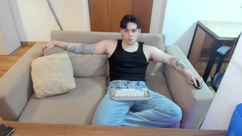 Snapshot of kaynn_b chatting on February 4, 2025, 2:17 am kaynn_b online show from February 4, 2025, 2:17 am