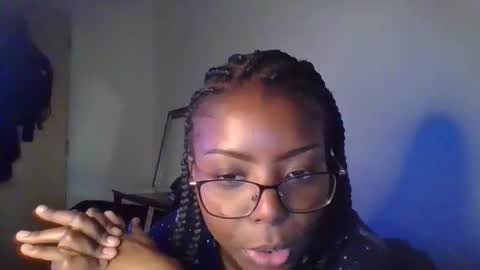 kayxo_ online show from December 3, 2025, 3:43 pm