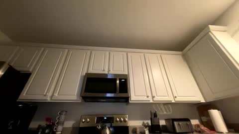 Keephimcum69me online show from April 12, 2026, 9:58 am