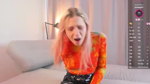 Snapshot of keilachango chatting on February 21, 2026, 7:53 am Kim online show from February 21, 2026, 7:53 am