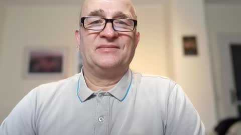 keilie1 online show from February 18, 2026, 4:14 pm