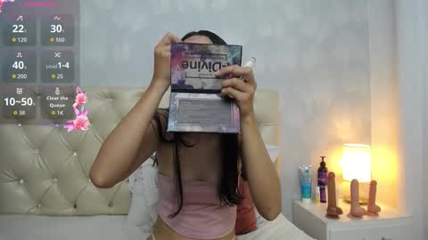 Keily online show from December 14, 2025, 11:26 am