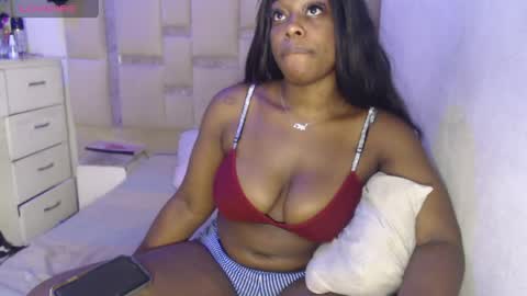 Snapshot of keilysofia chatting on April 15, 2026, 5:14 am Keili online show from April 15, 2026, 5:14 am