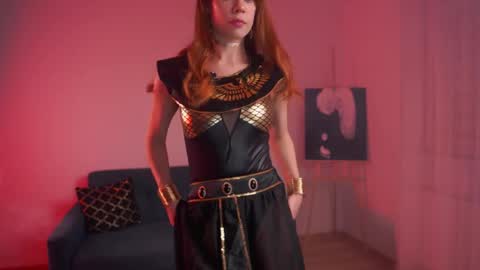 keira_knight online show from April 17, 2026, 10:57 pm